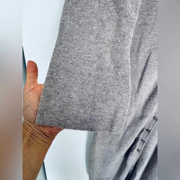 House of CB Yvette long sleeves button up sweater midi dress beige - Picture 11 of 17